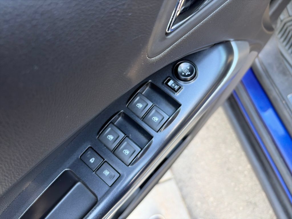 Used 2017 Chevrolet Colorado ZR2 AWD/4WD image 11