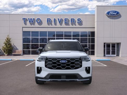 New 2026 Ford Explorer Platinum w/ LUX Leather Package AWD/4WD image 6