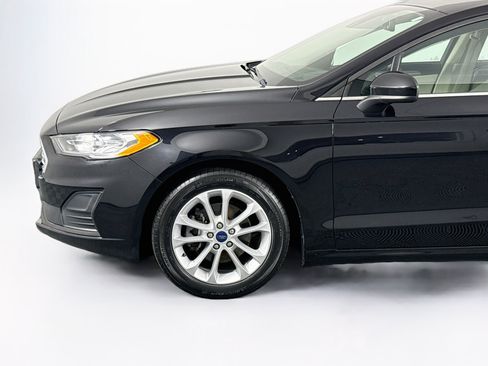 Used 2020 Ford Fusion SE FWD image 40