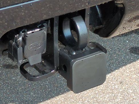 New 2025 Land Rover Discovery Dynamic SE image 37