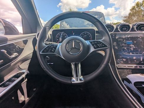 Certified 2024 Mercedes-Benz GLC 300 4MATIC image 3