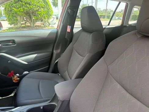 Certified 2023 Toyota Corolla Cross LE FWD image 3