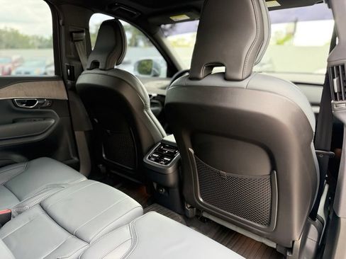 Used 2025 Volvo XC90 B6 Ultra w/ Protection Package AWD/4WD image 23