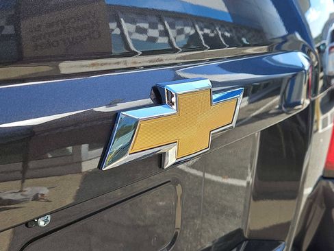 Used 2016 Chevrolet Suburban LS image 30