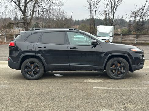 Used 2018 Jeep Cherokee Limited w/ High Altitude Package image 8