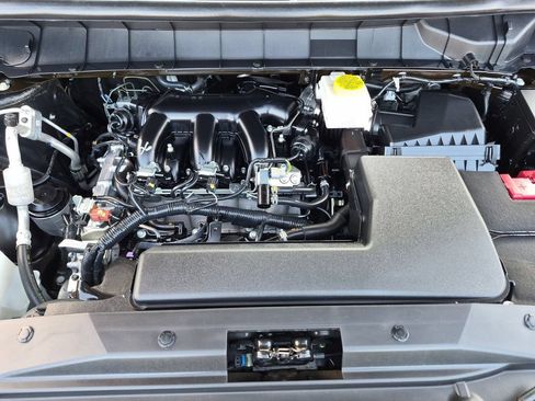 Used 2025 Nissan Pathfinder S AWD/4WD image 29