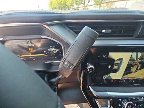 New 2026 GMC Sierra 2500 Denali w/ Denali Reserve Package image 16