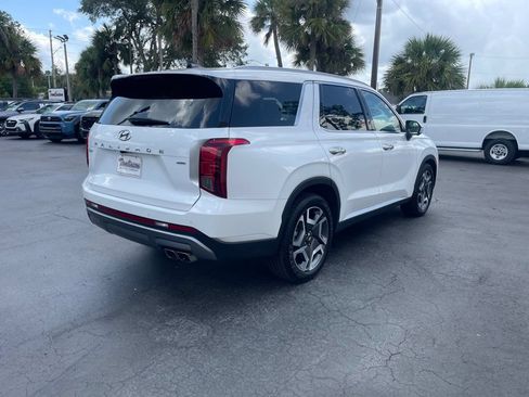 Used 2024 Hyundai Palisade SEL w/ Premium Package AWD/4WD image 7