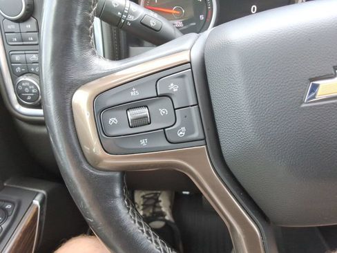 Certified 2022 Chevrolet Silverado 2500 High Country w/ Z71 Off-Road Package AWD/4WD image 31