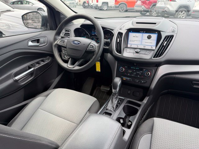 Used 2018 Ford Escape SE w/ SE Sync 3 Package AWD/4WD image 18
