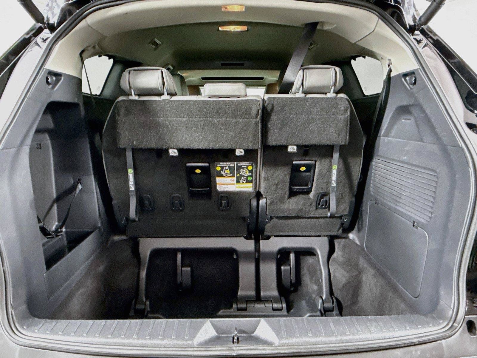 Certified 2026 Toyota Sienna XLE FWD image 38