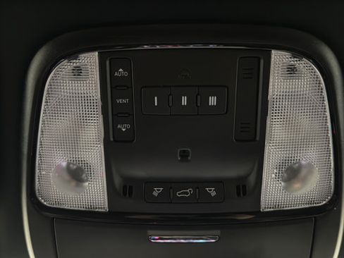 Used 2024 Dodge Durango R/T AWD/4WD image 35