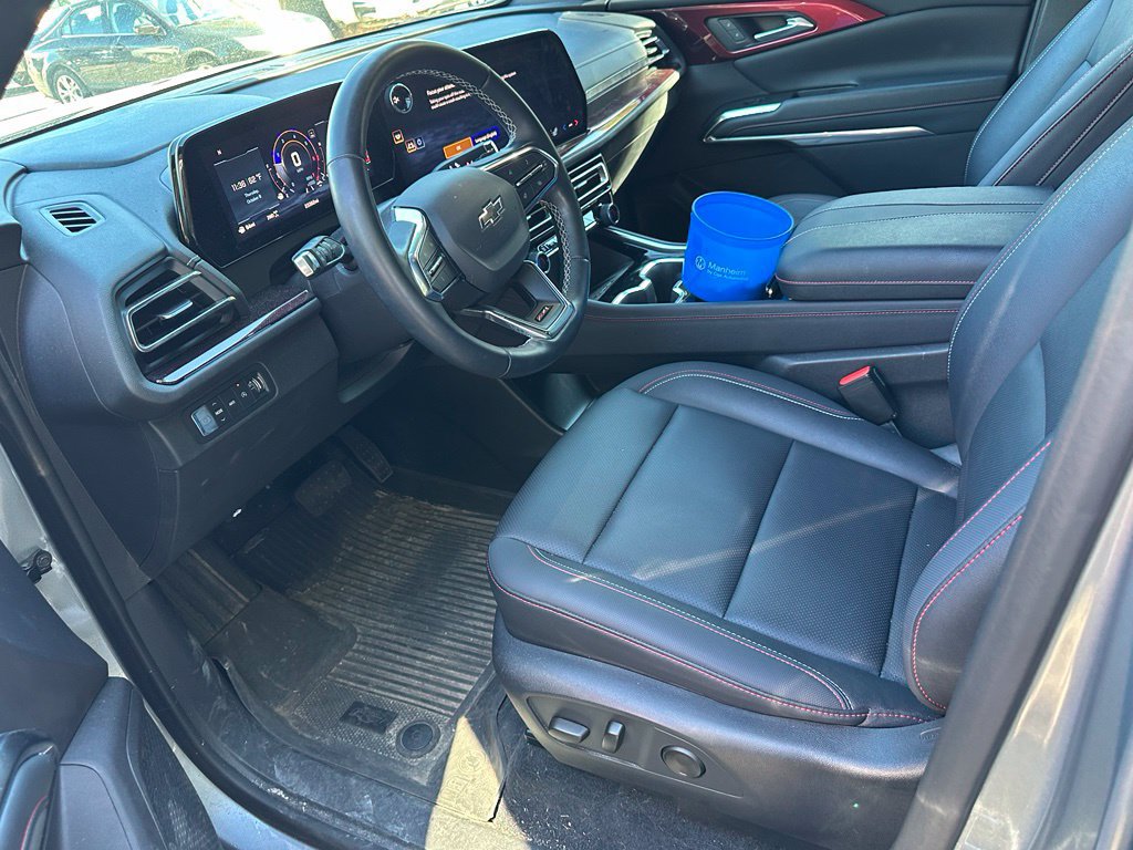 Used 2024 Chevrolet Traverse Z71 w/ LPO, Floor Liner Package AWD/4WD image 10