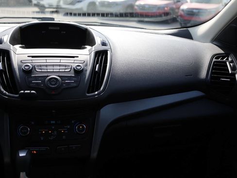 Used 2017 Ford Escape SE FWD image 24