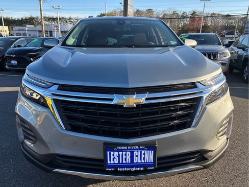 Certified 2024 Chevrolet Equinox LT AWD/4WD image 5
