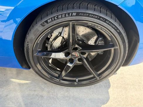 Certified 2025 Chevrolet Corvette E-Ray AWD/4WD image 9
