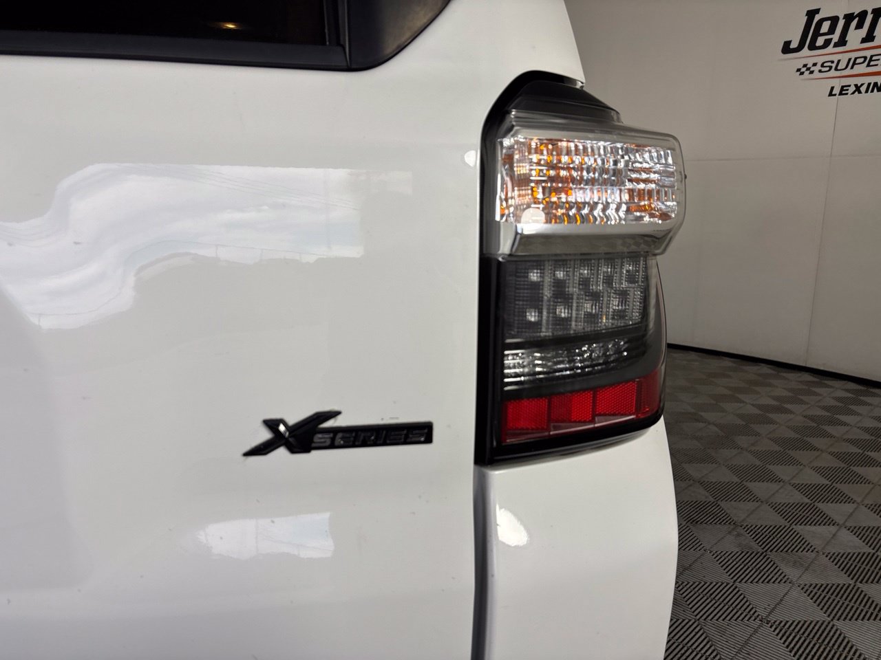 Used 2019 Toyota 4Runner SR5 RWD image 34
