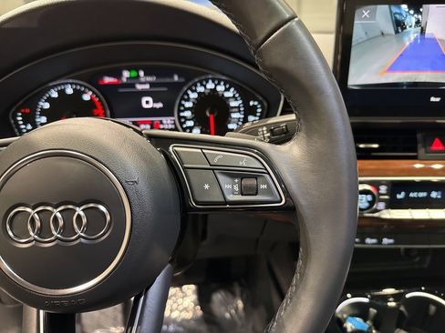 Used 2022 Audi A4 2.0T Premium image 28