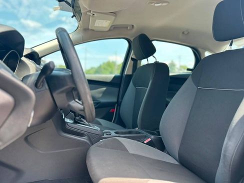 Used 2012 Ford Focus S FWD image 11