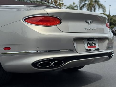 Used 2022 Bentley Continental GT AWD/4WD image 26