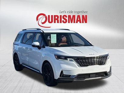 Used 2023 Kia Carnival SX