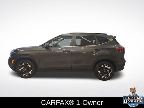 Used 2025 Kia Seltos EX w/ EX Sunroof Package image 2