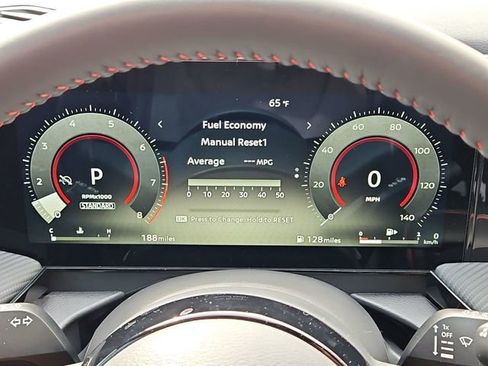 Used 2026 Nissan Kicks SR image 3