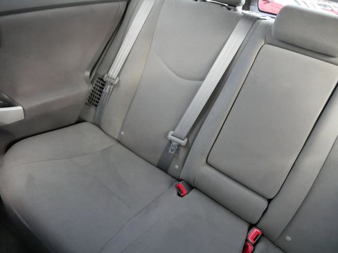 Used 2010 Toyota Prius Three image 12