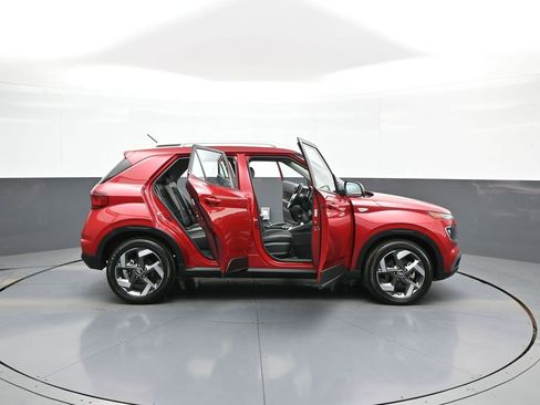 Certified 2023 Hyundai Venue Limited FWD image 41