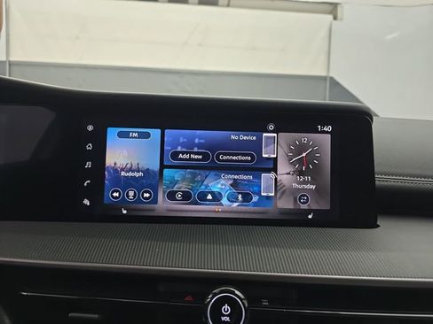 Used 2025 Nissan Murano SV image 33