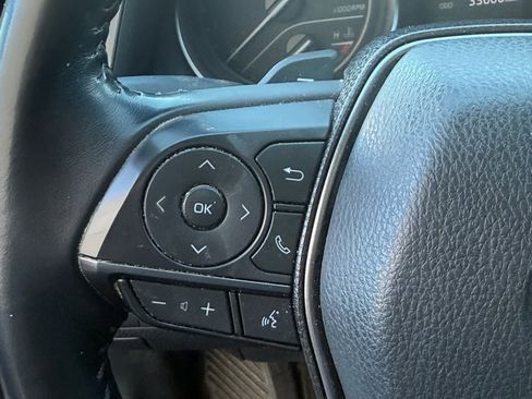 Used 2021 Toyota Camry SE image 11