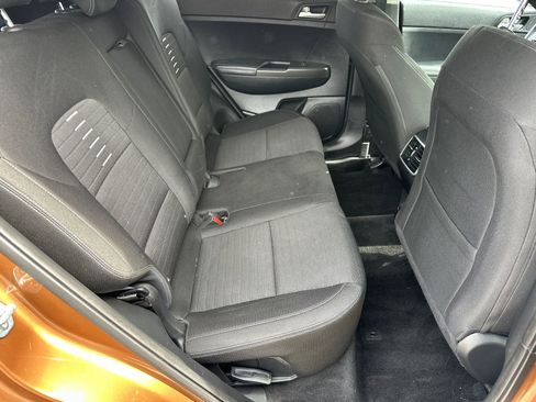Used 2018 Kia Sportage LX FWD image 13