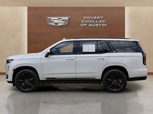 Used 2023 Cadillac Escalade Sport Platinum AWD/4WD image 2