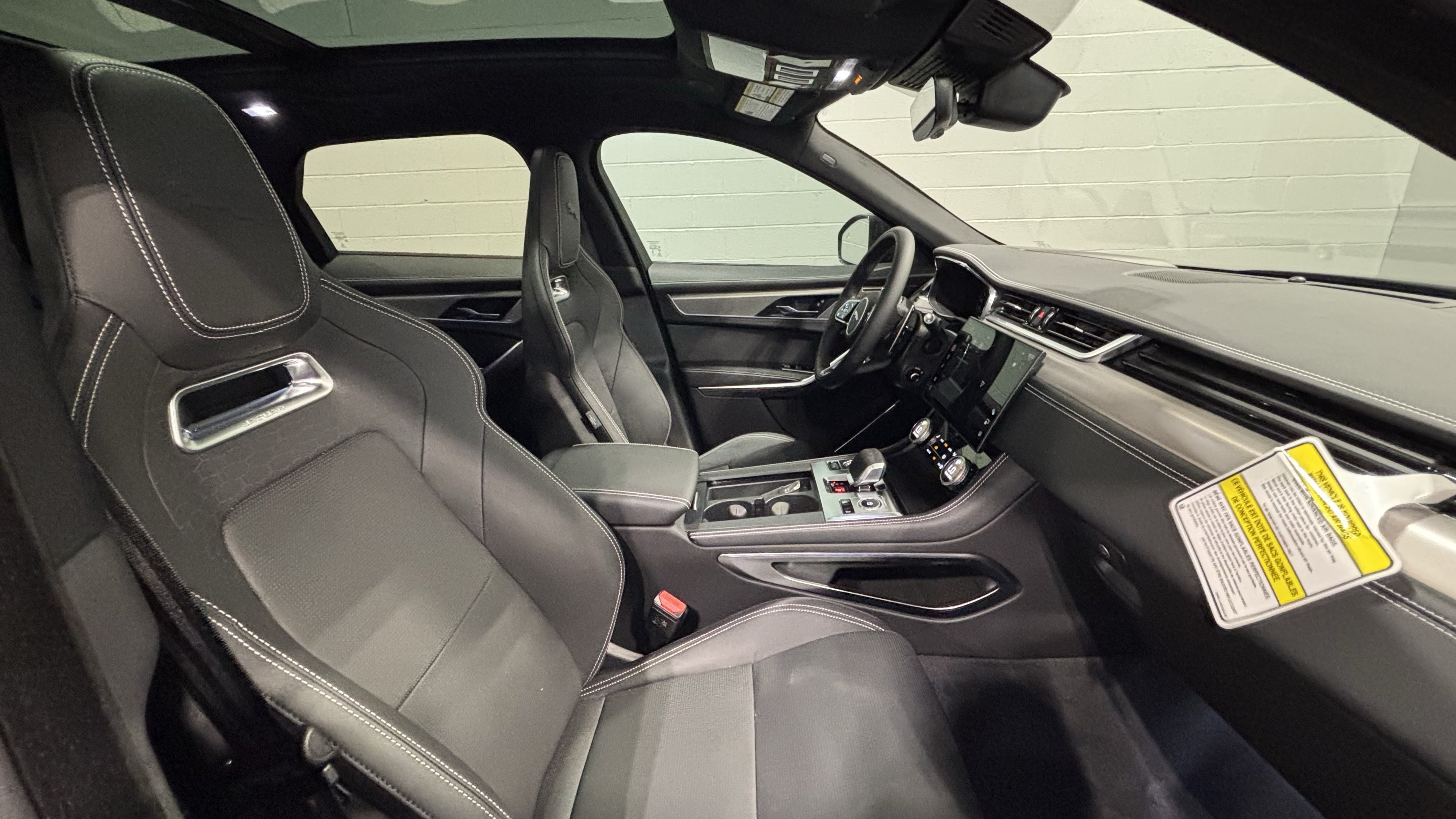 New 2026 Jaguar F-PACE R-Dynamic S AWD/4WD image 14