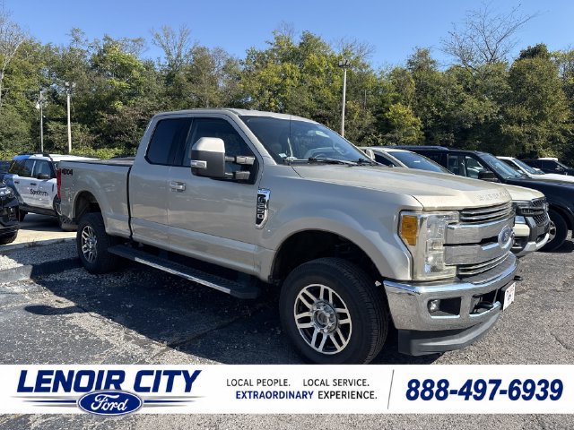 Used 2017 Ford F250 Lariat AWD/4WD image 1