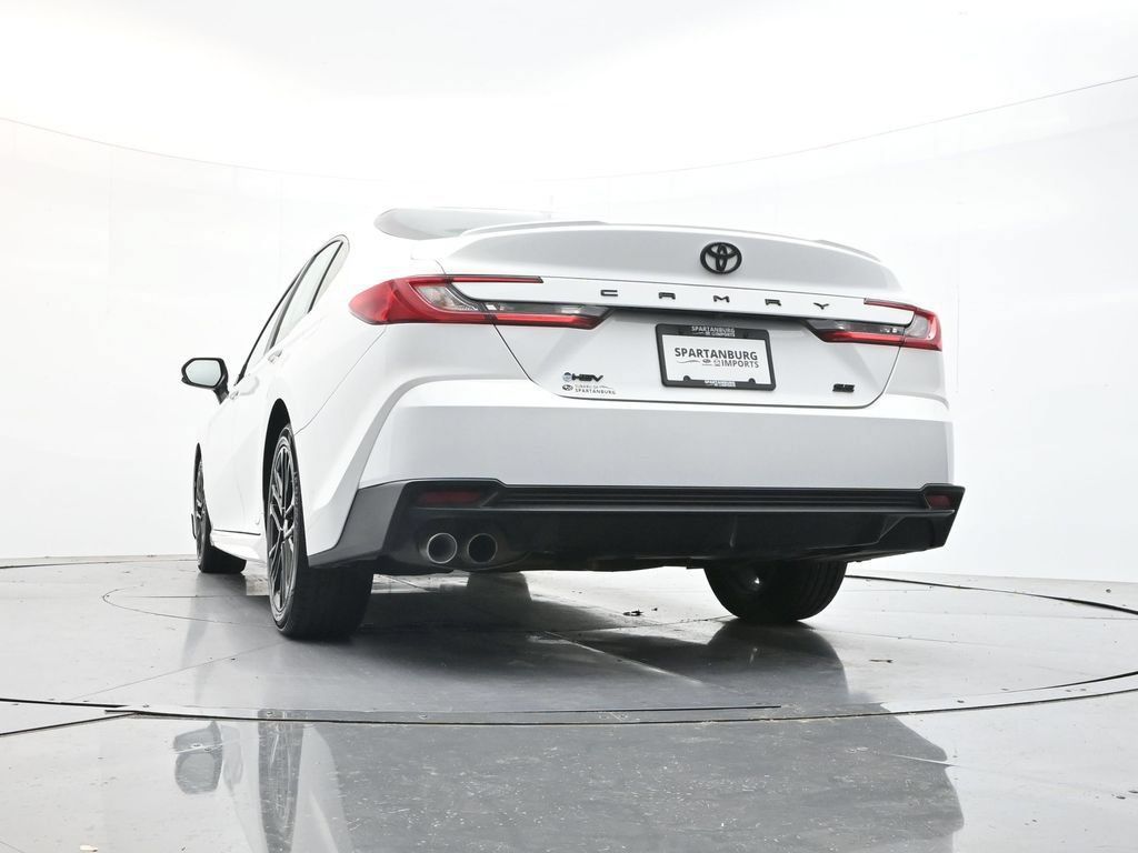 Used 2025 Toyota Camry SE FWD image 37