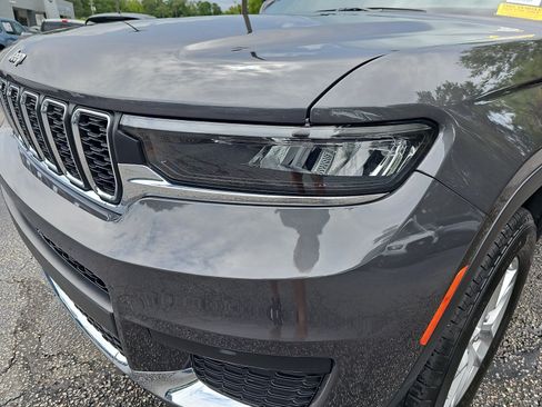 Used 2025 Jeep Grand Cherokee L Laredo w/ Luxury Tech Group I RWD image 35