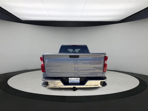 Used 2024 Chevrolet Silverado 1500 LT AWD/4WD image 6