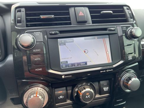 Used 2019 Toyota 4Runner TRD Off-Road Premium AWD/4WD image 7