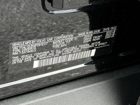 Certified 2023 Volvo XC40 B5 Plus w/ Driver Assist Package AWD/4WD image 11