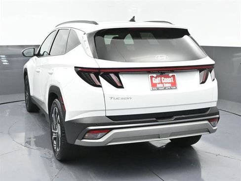 Used 2025 Hyundai Tucson Limited FWD image 4