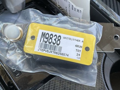 Used 2024 Toyota 4Runner TRD Off-Road image 10