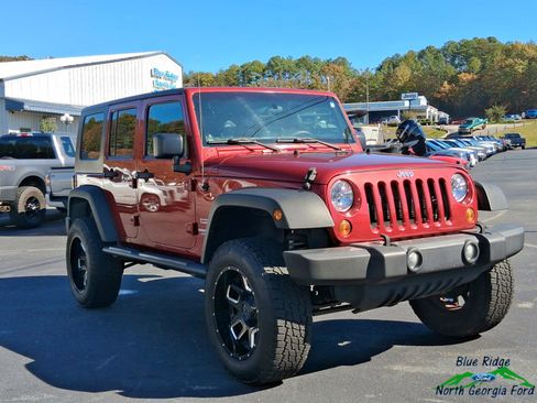 Used 2013 Jeep Wrangler Unlimited Sport image 7