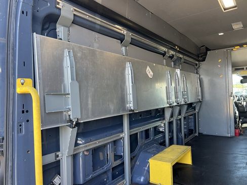 Used 2019 Ford Transit 250 148 High Roof Extended image 9