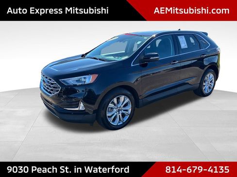 Used 2022 Ford Edge Titanium AWD/4WD image 3