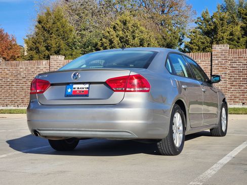 Used 2013 Volkswagen Passat 2.5 S image 6