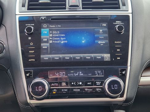 Used 2018 Subaru Outback 3.6R Touring AWD/4WD image 15