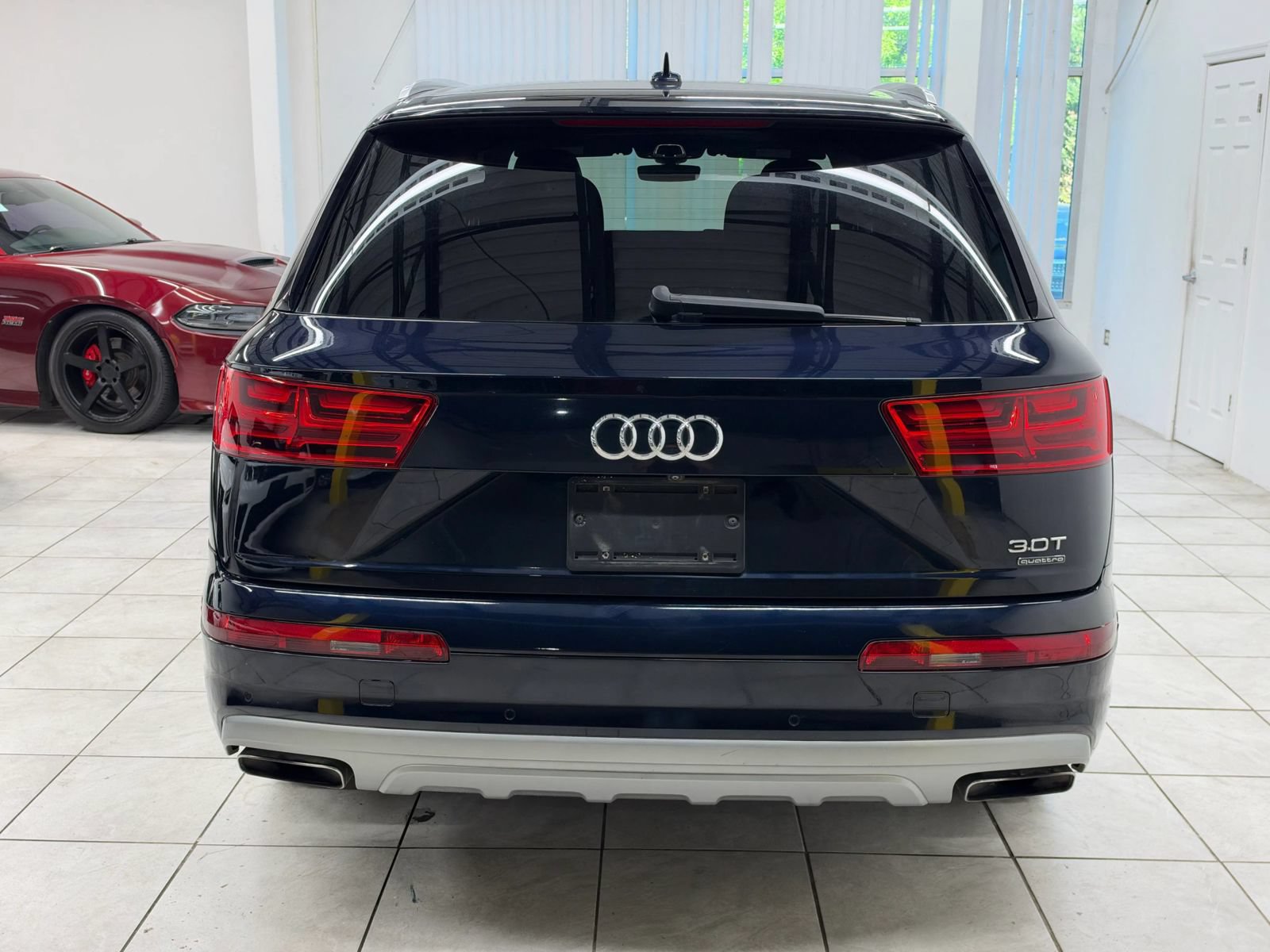 Used 2017 Audi Q7 3.0T Premium Plus w/ Premium Plus Package AWD/4WD image 8