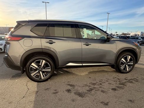 Used 2023 Nissan Rogue SL w/ SL Premium Package image 7