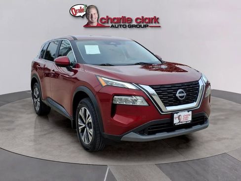 Used 2023 Nissan Rogue SV FWD image 7